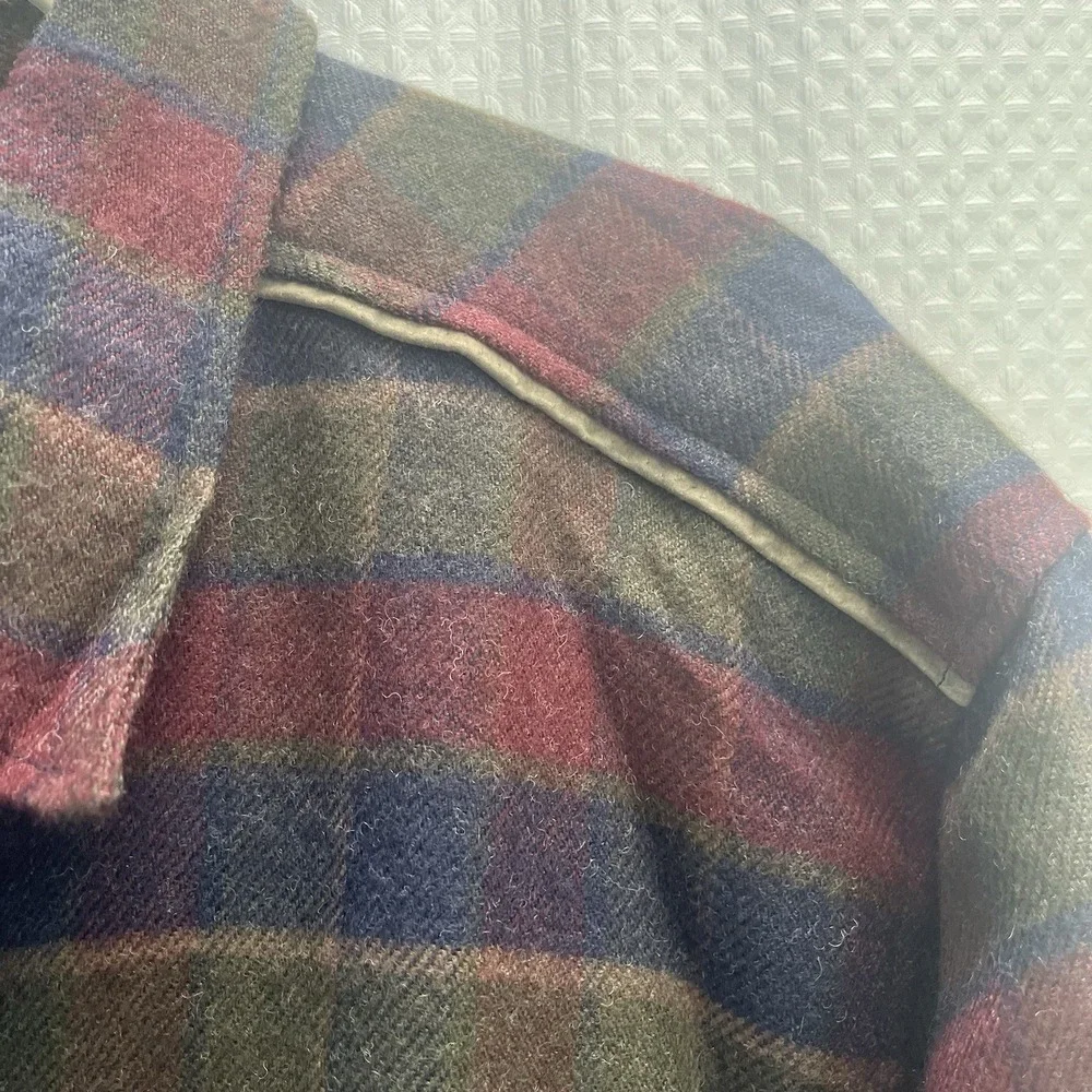 Firethorn Silver Wool Blend Plaid Suede Trim Lined Shacket XL Mens Lumber Jack
